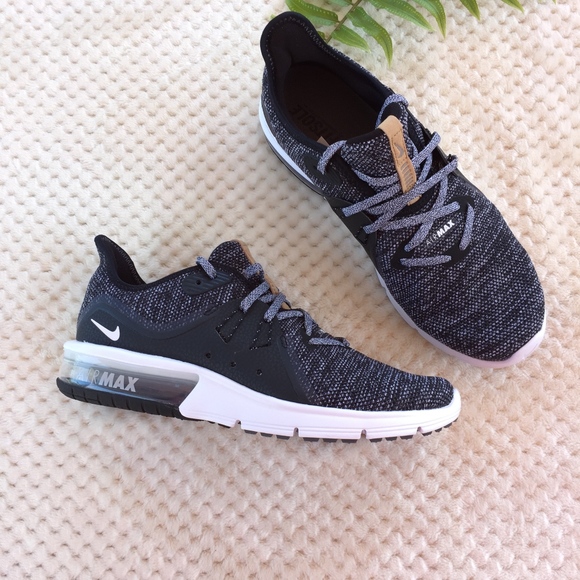 Nike Shoes - NEW! WOMEN'S NIKE AIR MAX SEQUENT 3 SHOES